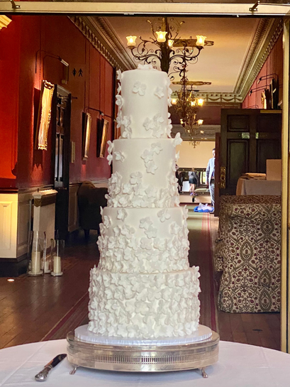 Petal Wedding Cake2.png